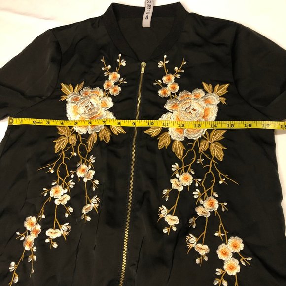 Design Lab Floral Embroidered Bomber Jacket XS Black with Peach, Orange, White - Picture 11 of 13